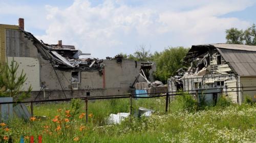 ForPost - Силовики Киева обстреляли Докучаевск, повреждено два дома – местные власти