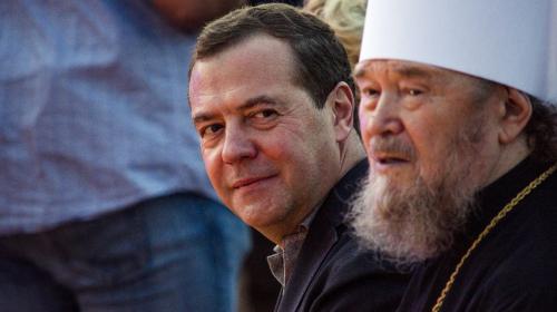ForPost- Дмитрий Медведев приехал на празднование 1030-летия Крещения Руси в Севастополе