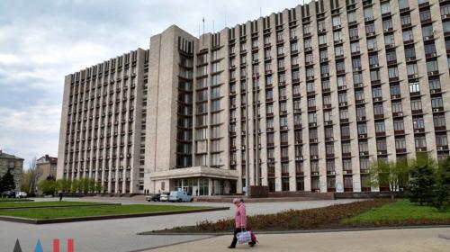 ForPost - Парламент ДНР начинает расследование в отношении бывшего руководства Миндоходов