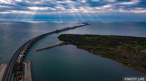 ForPost - Крымский мост — возможность для дальнейшего движения вперёд, — Путин