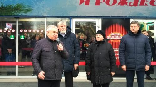 ForPost- Генерал Юрин уличил правительство Севастополя в саботаже указов Путина 