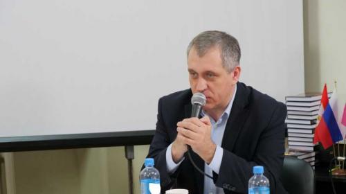 ForPost- «Единственный вариант – смена губернатора», – эксперт о критике Овсянникова