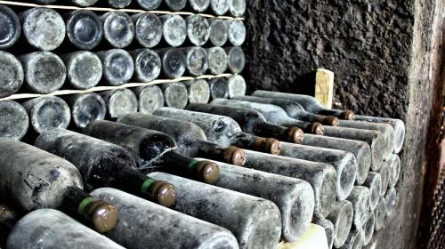 ForPost- Цвет, букет, аромат: в Крыму оценили вкус 75-летнего вина