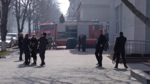 ForPost- Здание правительства Севастополя срочно эвакуировали