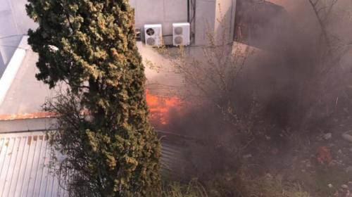 ForPost- Здание правительства Севастополя остается обесточенным после пожара