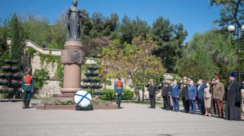 ForPost- Севастополь отметил годовщину основания Черноморского флота