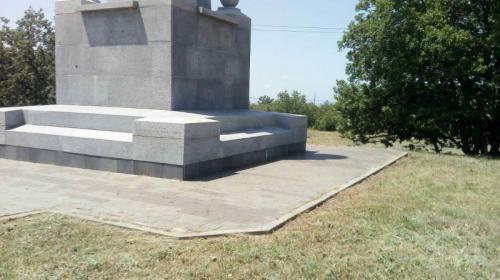 ForPost - У памятника Инкерманскому сражению в Севастополе снова чисто
