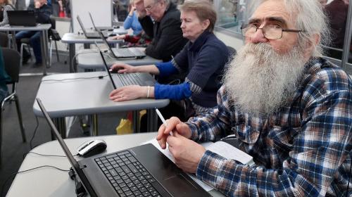 ForPost - С 1 августа у работающих пенсионеров вырастут пенсии