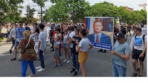 ForPost - Десятки тысяч человек вышли на акцию в поддержку Фургала в Хабаровске