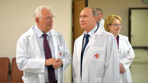 ForPost - Доктор Рошаль назвал пандемию «репетицией биологической войны»