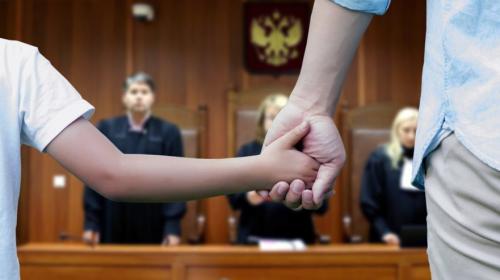 ForPost- В России разрешат изымать детей из семей не только по решению суда