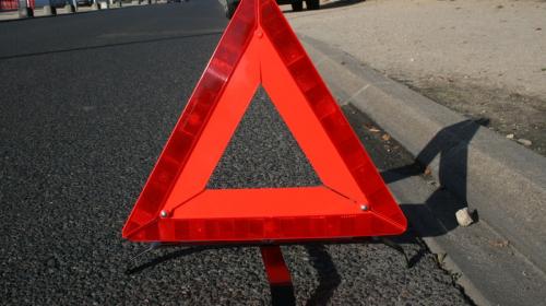 ForPost- Российские водители требуют изменить устаревшие правила по аварийным знакам