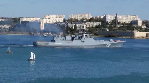 ForPost- На пути в Севастополь «подбит» фрегат «Адмирал Макаров» 