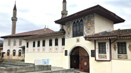 ForPost - В Крыму нашли утерянный 300 лет назад перстень дочери хана ForPost - В Крыму нашли утерянный 300 лет назад перстень дочери хана