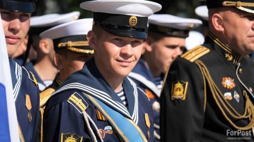 ForPost - Самый спокойный парад Победы в Севастополе ForPost - Самый спокойный парад Победы в Севастополе