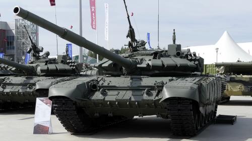 ForPost- На форуме «Армия-2021» в Севастополе покажут «танковый вальс»