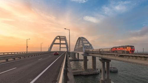 ForPost- На Крымском мосту могут ограничить движение автомобилей