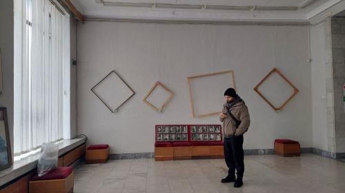 ForPost- Пустые рамы вместо картин: крымские живописцы продолжают борьбу за Дом художника 