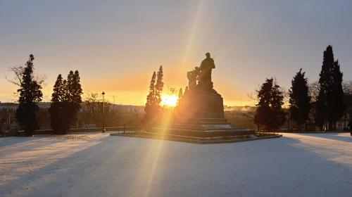 ForPost- Перед очередным похолоданием в Севастополь пришло потепление