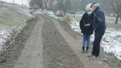 ForPost- Жителям севастопольского села до ближайшего магазина пять километров по плохой дороге 
