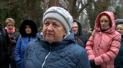 ForPost - Несколько месяцев дворники Севастополя живут без зарплаты
