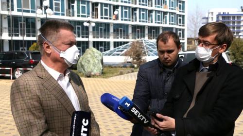 ForPost- Экс-министр обороны Украины готов разместить прибывающих в Севастополь жителей Донбасса