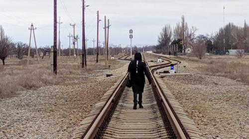 ForPost- В Крыму на железнодорожном переезде погибла девушка