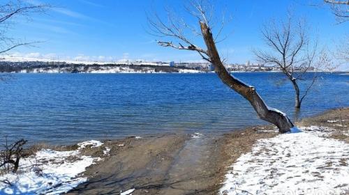 ForPost- Сколько воды дали мартовские снега крымским рекам