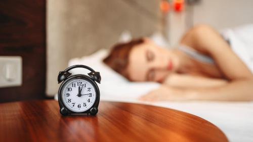 ForPost - Учёные сообщили, почему лучше спать семь часов, а не восемь