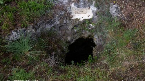 ForPost- В Крыму нашли пещеру из семейной легенды
