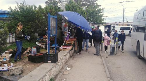 ForPost- В Севастополе незаконных торговцев выгоняют с 5-го километра 