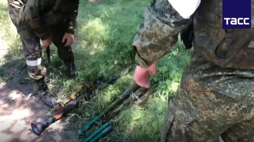 ForPost- Военная полиция России обнаружила в Херсонской области украинский схрон с оружием