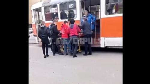 ForPost- Подросток умер после конфликта в трамвае