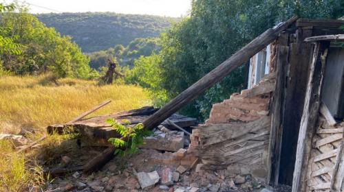 ForPost- Ребёнок погиб при обрушении заброшенного здания в Севастополе