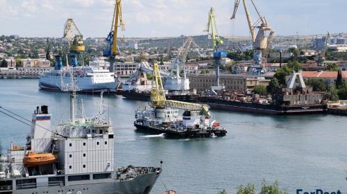 ForPost- С Севастопольского морского завода массово увольняют рабочих