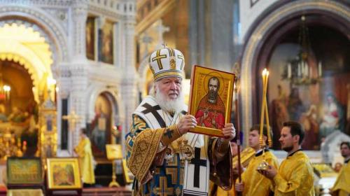 ForPost - Патриарх Кирилл пригрозил российским богачам адом 