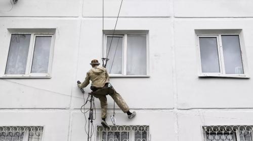 ForPost - Капремонт домов в России решили делать с заменой окон