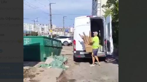 ForPost - Глава севастопольского муниципалитета лично поймал строителей на нелегальном сбросе мусора