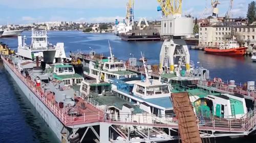 ForPost- Катера в Севастопольской бухте массово ушли на ремонт