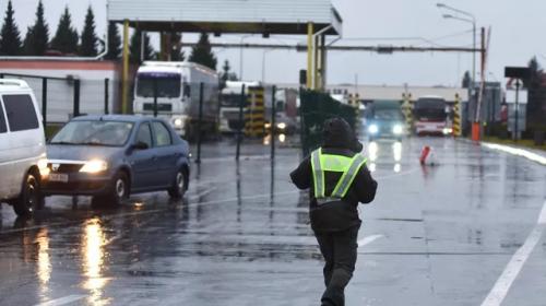 ForPost - Украинские пограничники сообщили об очередях на выезд на границе с Польшей