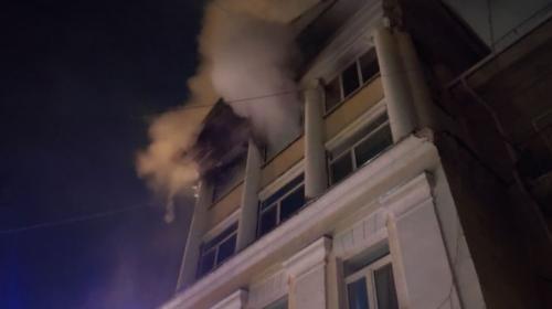 ForPost- Крупный пожар в Севастополе тушили вслепую