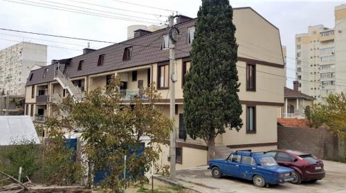 ForPost - Незаконный многоквартирный дом в Севастополе — на полшага от сноса 
