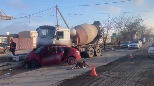 ForPost- Встреча с бетономешалкой привела к гибели водителя легковушки в Крыму