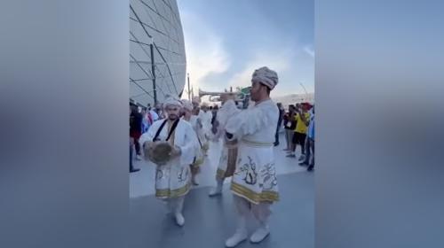 ForPost- «Нас нет, но мы есть»: на ЧМ по футболу в Катаре зажгли под русскую песню