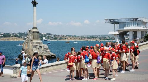 ForPost- 3 тысячи работников туристической отрасли Севастополя получат бюджетные деньги