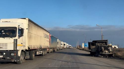 ForPost- Сгоревший на подъезде к Крыму грузовик стал поводом для фейков