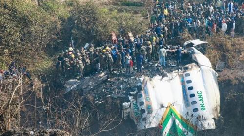 ForPost- На месте крушения самолета в Непале нашли выживших