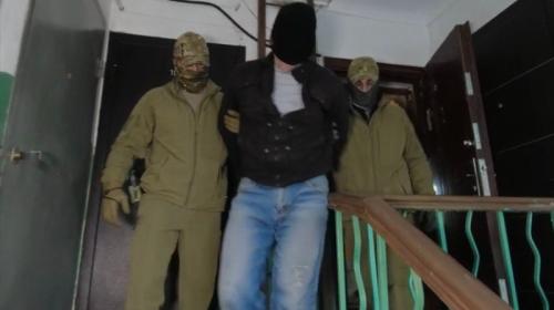 ForPost- ФСБ задержала крымчанина за призывы к убийству военнослужащих РФ