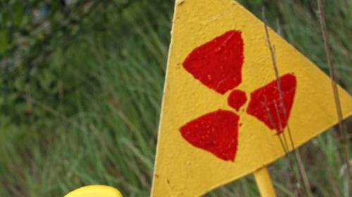 ForPost- Грузовик потерял крайне опасную радиоактивную капсулу