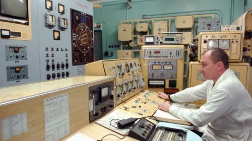 ForPost- За работу с ядерным реактором в Севастополе готовы платить 23 тысячи рублей